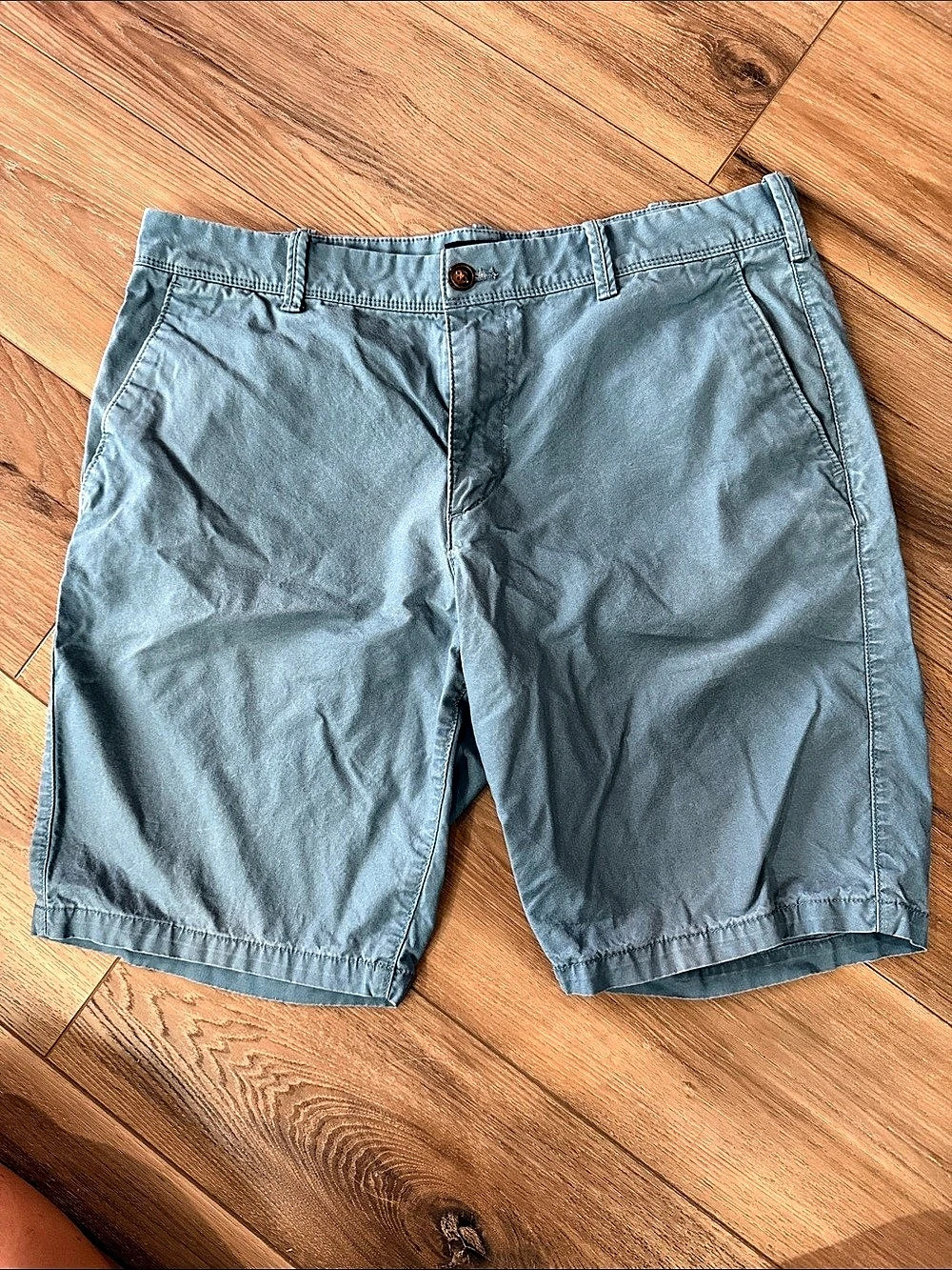 Express Classic Fit Men's Cotton Shorts Waist 32 Blue
